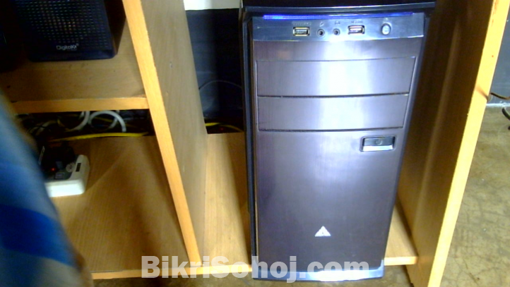 ১ বছর ৫ মাস ব্যবহৃত কম্পিউটার বিক্রি করা হবে।